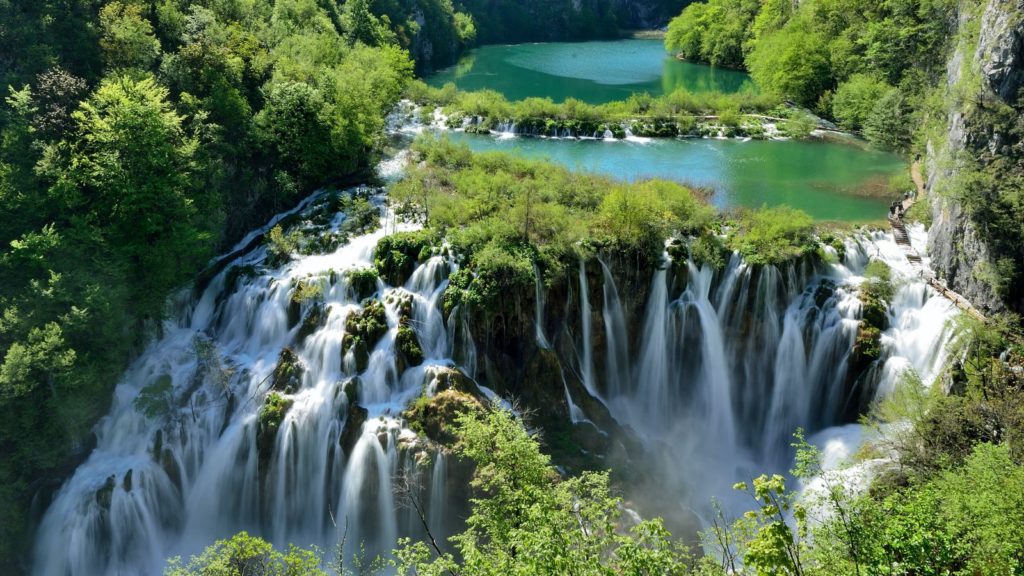 Amazing Destinations: Plitvice Lakes National Park
